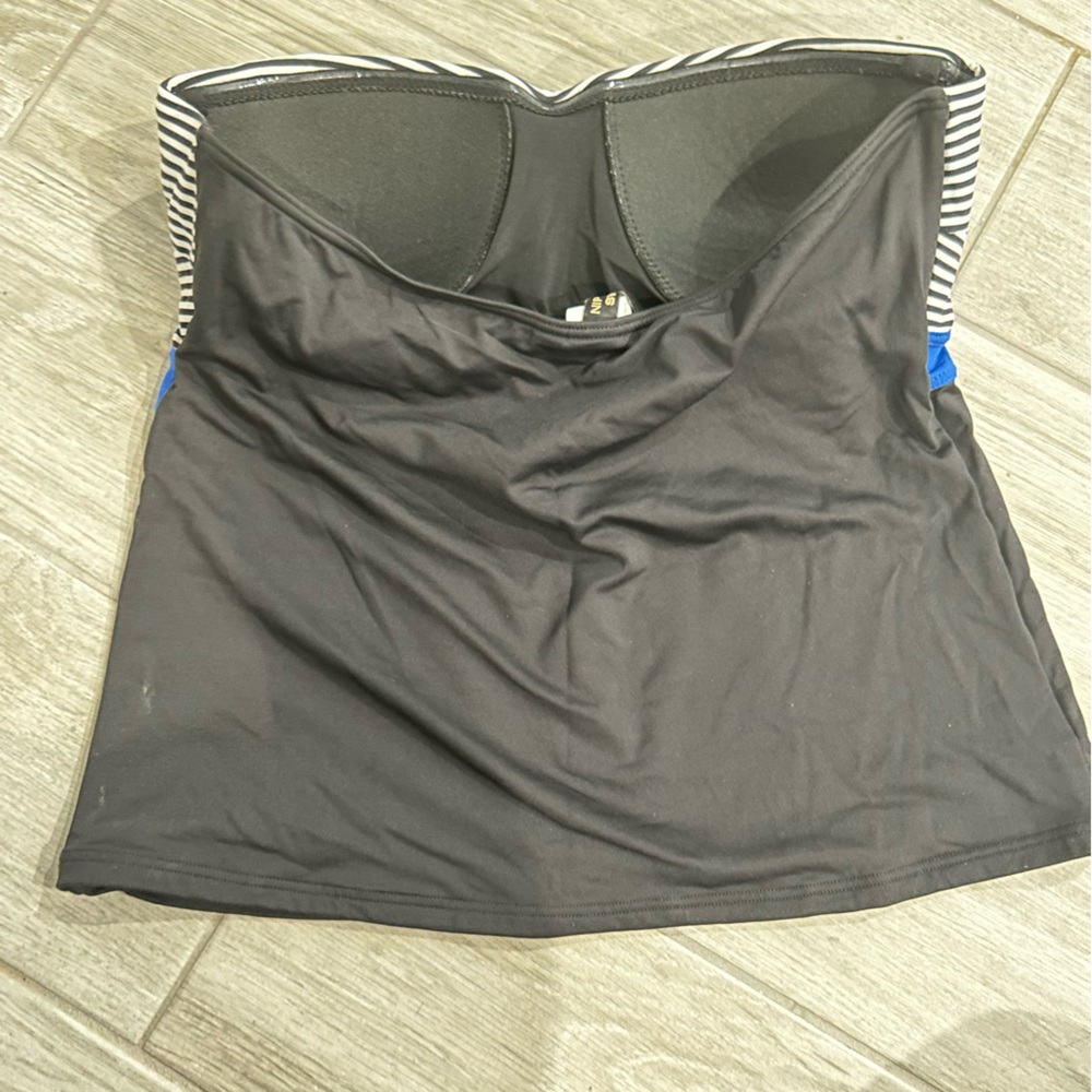 Nip Tuck Strapless Tankini Top Multi Fit Cup Size… - image 3